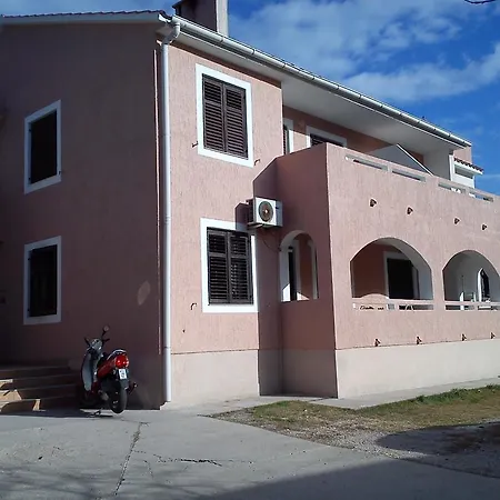 Apartment Katarina *